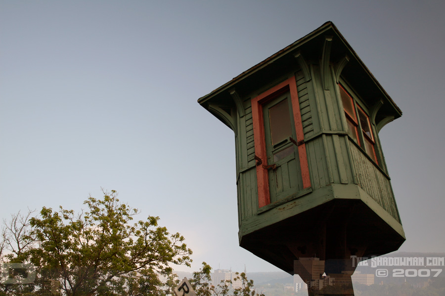 Click here to view my online gallery